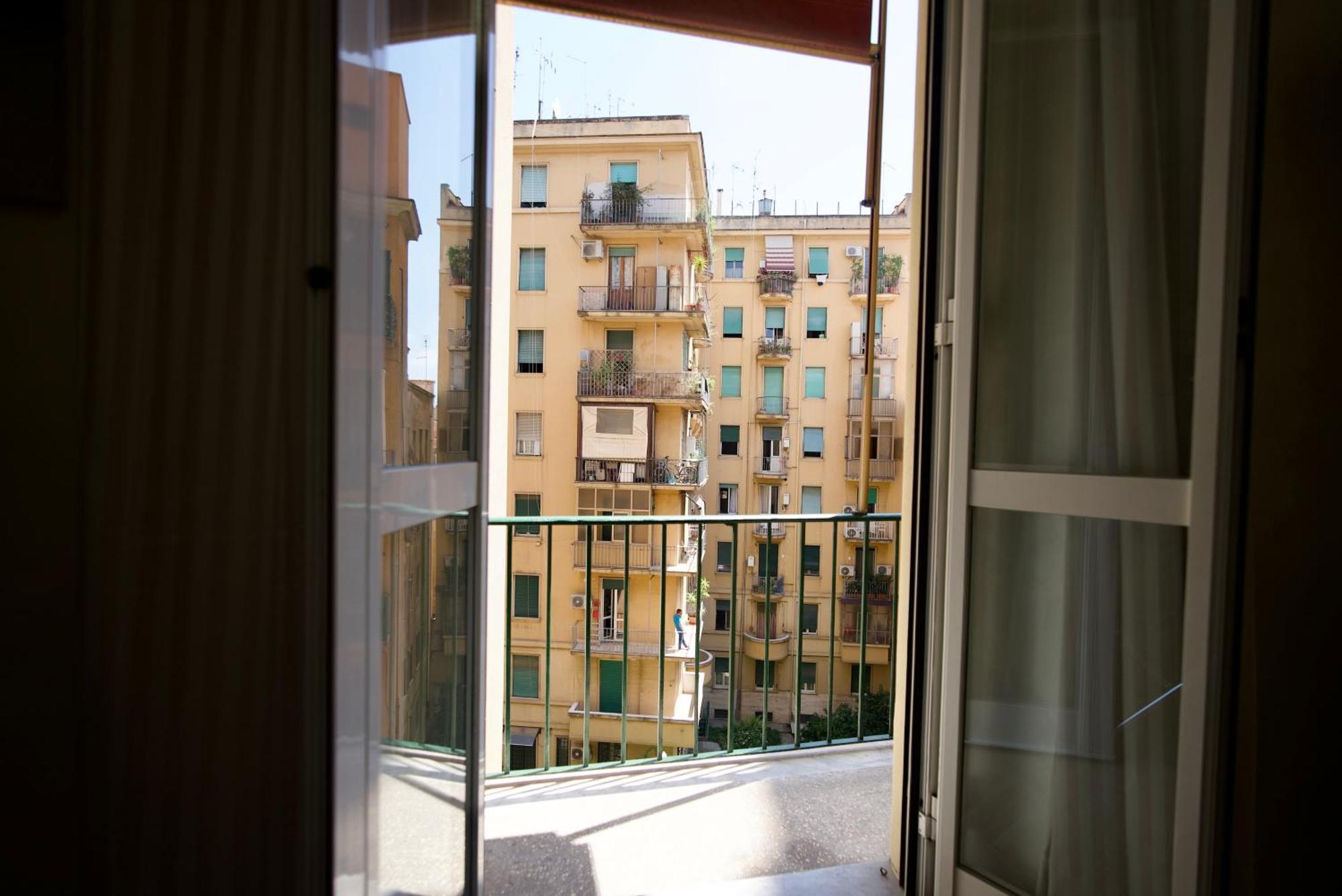 Rohome Stay روما المظهر الخارجي الصورة
