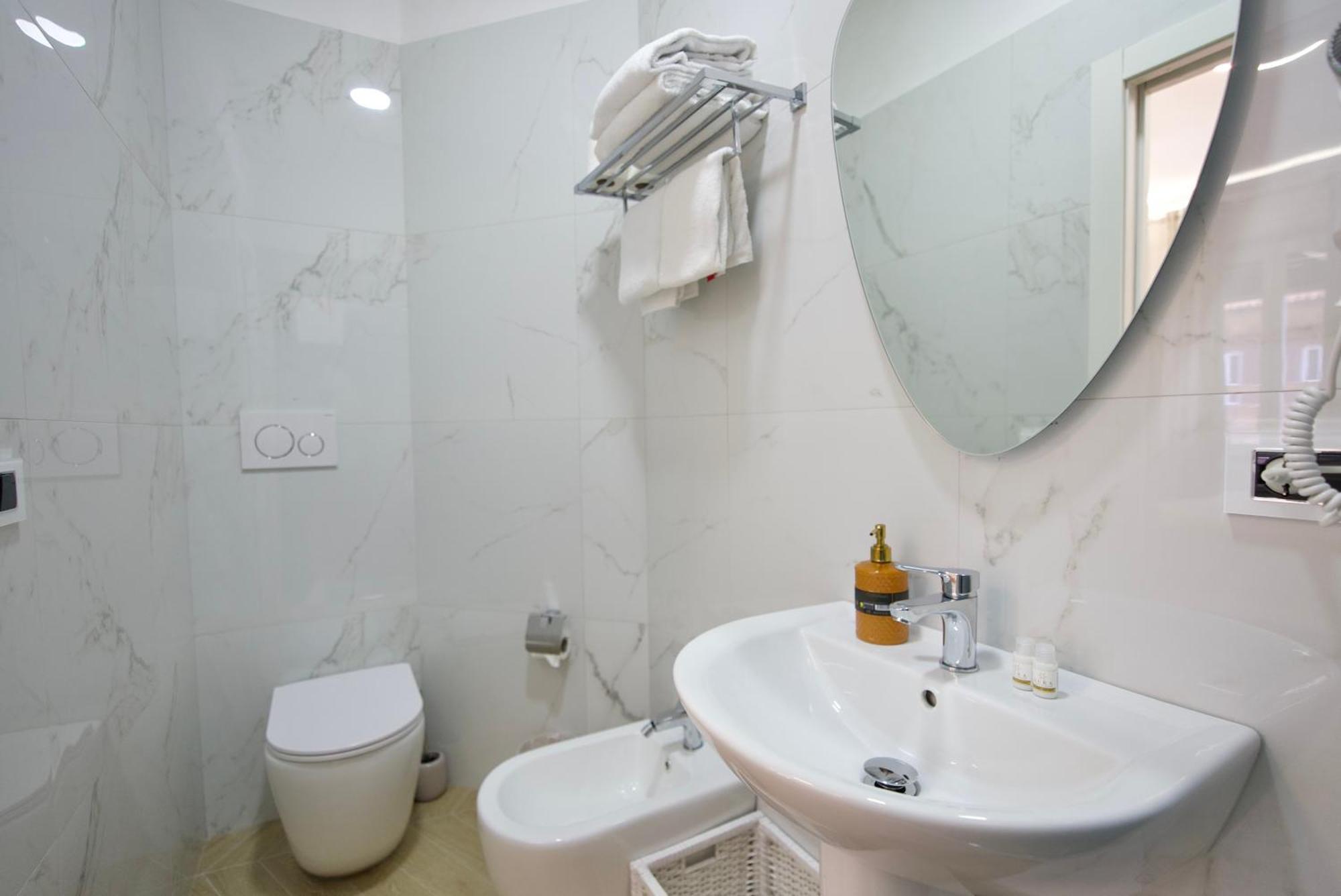 Rohome Stay روما المظهر الخارجي الصورة